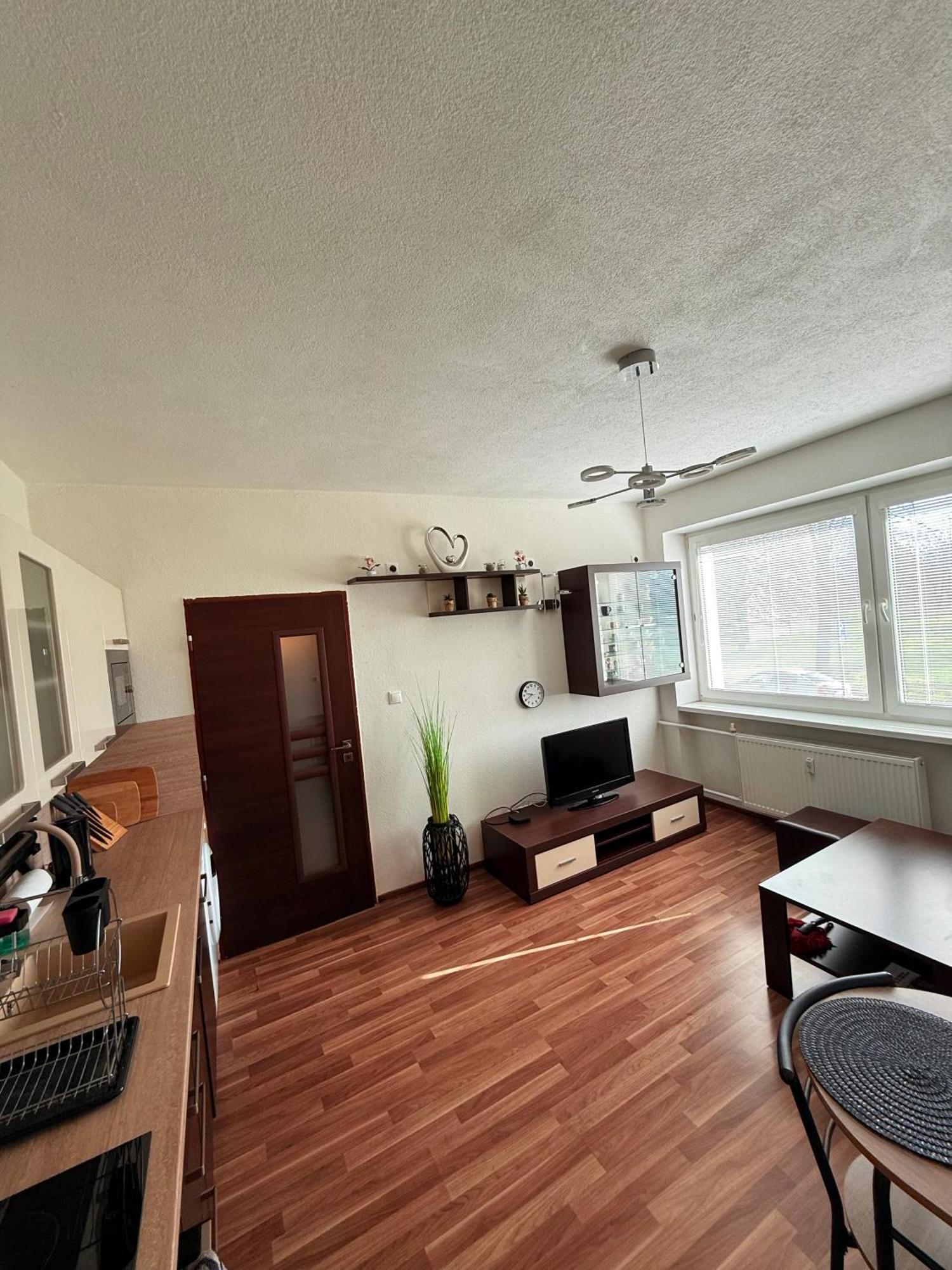 2 Izbovy - Blizko Centra Martin Apartment Luaran gambar