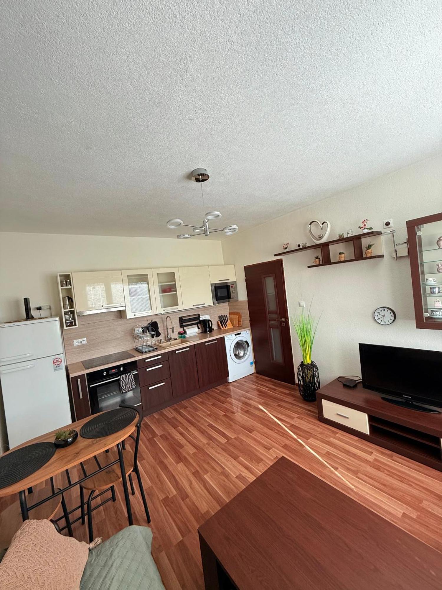 2 Izbovy - Blizko Centra Martin Apartment Luaran gambar
